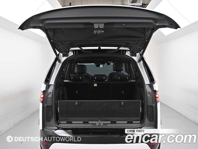 Land Rover Discovery 5 P360 Dynamic HSE 2025 — фото 23