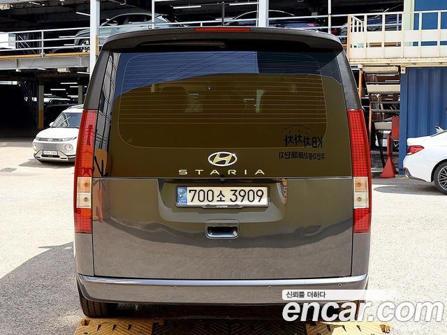 Hyundai Staria Tourer 11-Seater Modern 2023 — фото 4