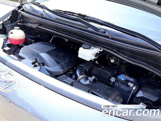 Hyundai Staria Tourer 11-Seater Modern 2023 — фото 6