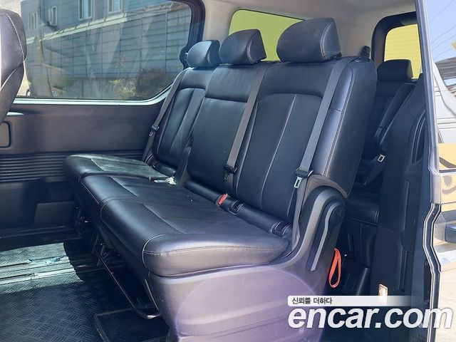 Hyundai Staria Tourer 11-Seater Modern 2023 — фото 10
