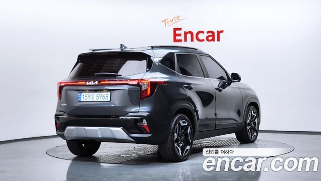 Kia Seltos Gasoline 2.0 2WD Signature 2023 — фото 2