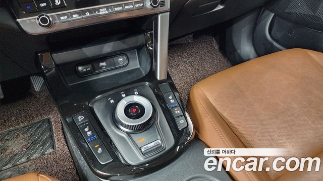 Kia Seltos Gasoline 2.0 2WD Signature 2023 — фото 9