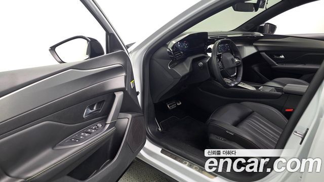 Peugeot 408 1.2 Pure Tech GT 2024 — фото 10