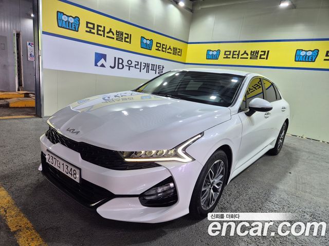 Kia K5 (III) 2.0 Trendy 2022 — фото 2