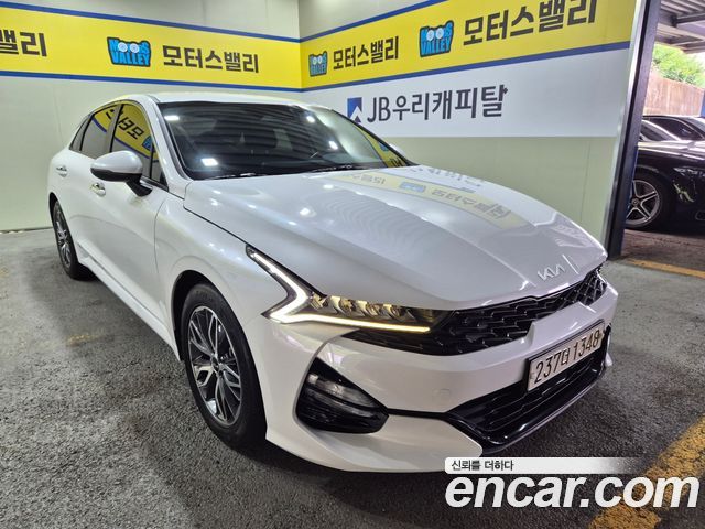 Kia K5 (III) 2.0 Trendy 2022 — фото 9