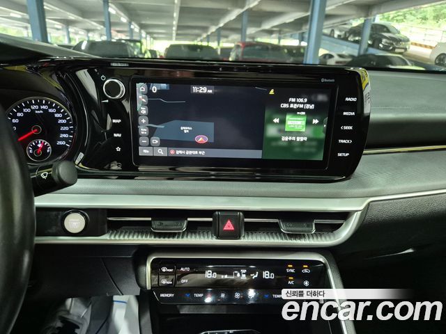Kia K5 (III) 2.0 Trendy 2022 — фото 23