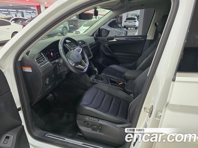 Volkswagen Tiguan (II) 2.0 TDI Prestige 2023 — фото 10