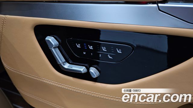 Kia Carnival (IV) Gasoline 9-Seater Hi Limousine (7-seater Limousine(Special vehicle) 2024 — фото 27