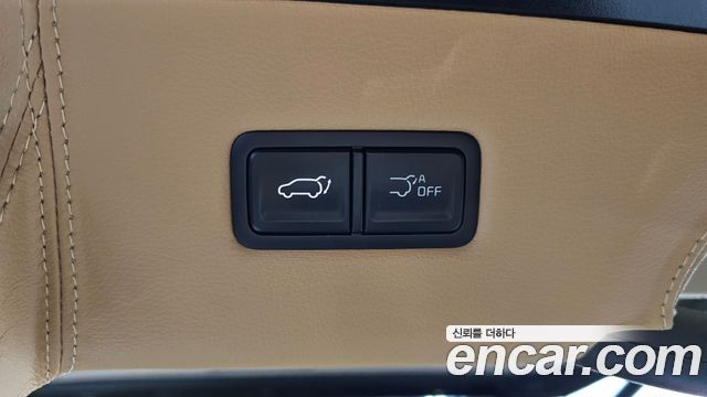 Kia Carnival (IV) Gasoline 9-Seater Hi Limousine (7-seater Limousine(Special vehicle) 2024 — фото 30