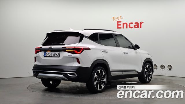 Kia Seltos Gasoline 1.6 Turbo 2WD Signature 2022 — фото 2