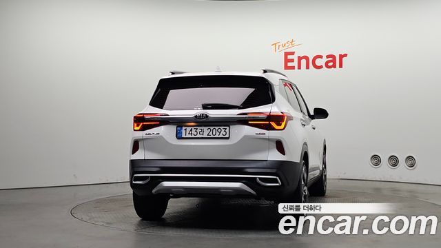 Kia Seltos Gasoline 1.6 Turbo 2WD Signature 2022 — фото 4