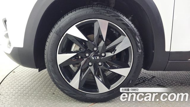 Kia Seltos Gasoline 1.6 Turbo 2WD Signature 2022 — фото 5