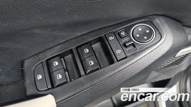 Kia Seltos Gasoline 1.6 Turbo 2WD Signature 2022 — фото 13