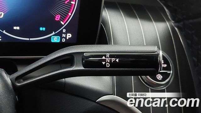Mercedes-Benz GLC-Class (X254) GLC300 4MATIC Coupe 2024 — фото 24