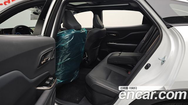Toyota Crown Crossover 2.4 4WD Dual Boost HYbrid 2026 — фото 26