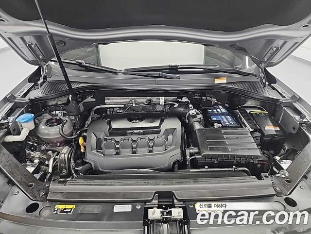 Volkswagen Tiguan Allspace 2.0 TSI Prestige 2022 — фото 5