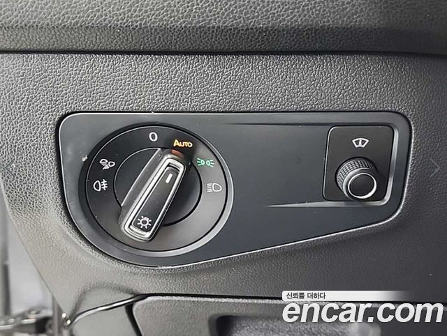 Volkswagen Tiguan Allspace 2.0 TSI Prestige 2022 — фото 22