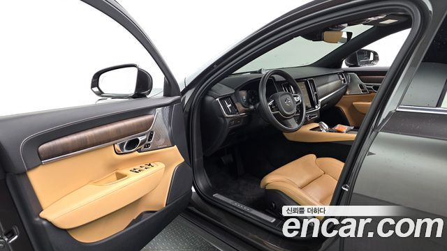 Volvo S90 B6 AWD Inscription 2021 — фото 10