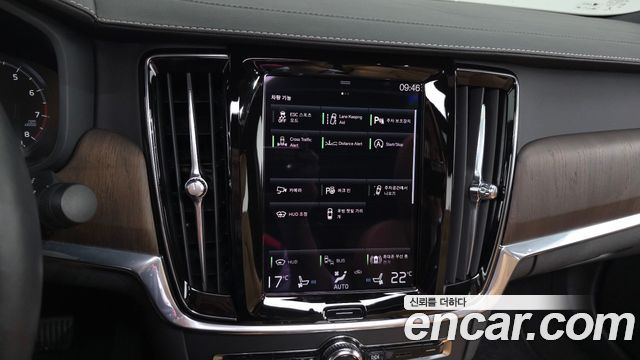 Volvo S90 B6 AWD Inscription 2021 — фото 16