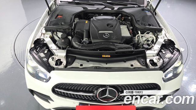 Mercedes-Benz E-Class (W213) E250 AMG Line 2023 — фото 6