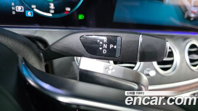 Mercedes-Benz E-Class (W213) E250 AMG Line 2023 — фото 9