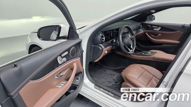 Mercedes-Benz E-Class (W213) E250 AMG Line 2023 — фото 10