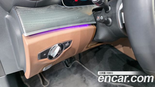 Mercedes-Benz E-Class (W213) E250 AMG Line 2023 — фото 16