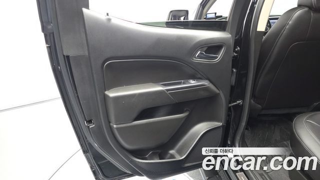 Chevrolet Colorado 3.6 Extreme 4WD 2020 — фото 25