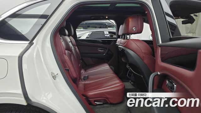 Bentley Bentayga 4.0 V8 2020 — фото 15