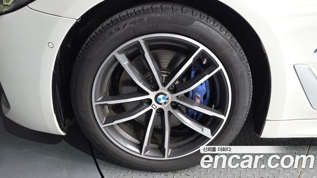BMW 5 Series (G30) 520i M Sport 2022 — фото 5