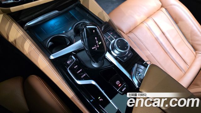 BMW 5 Series (G30) 520i M Sport 2022 — фото 9
