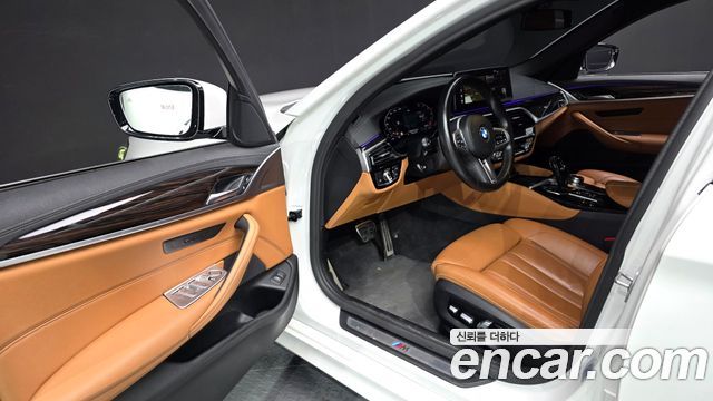 BMW 5 Series (G30) 520i M Sport 2022 — фото 10