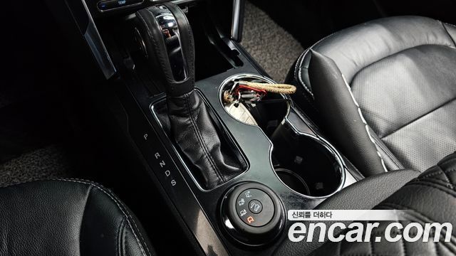 Ford Explorer 2.3 Limited 4WD 5th 2019 — фото 9