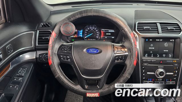 Ford Explorer 2.3 Limited 4WD 5th 2019 — фото 15