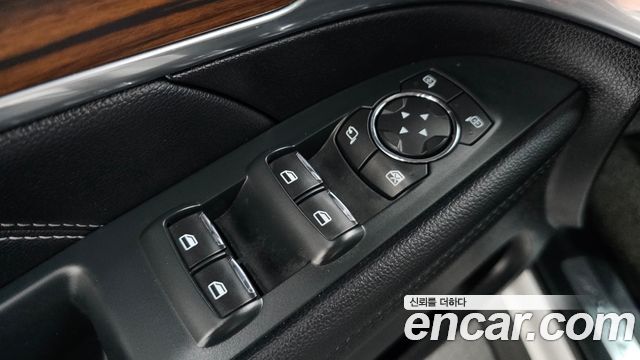Ford Explorer 2.3 Limited 4WD 5th 2019 — фото 39