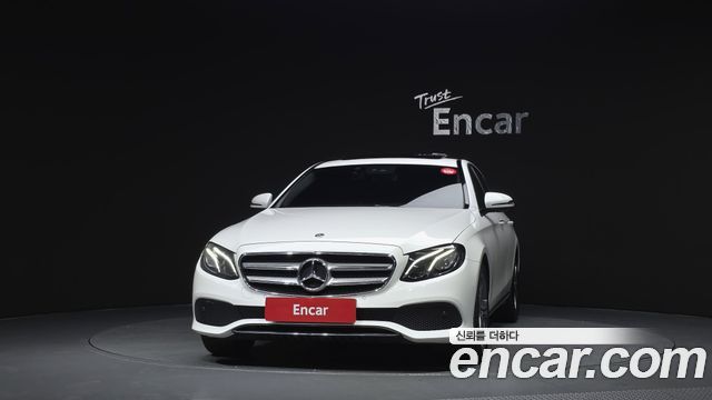 Mercedes-Benz E-Class (W213) E300 Avantgarde 2019 — фото 3