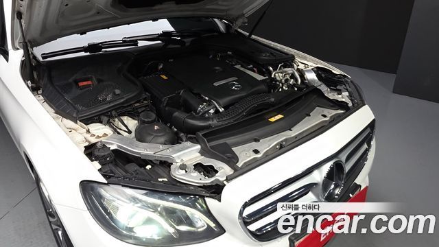 Mercedes-Benz E-Class (W213) E300 Avantgarde 2019 — фото 6