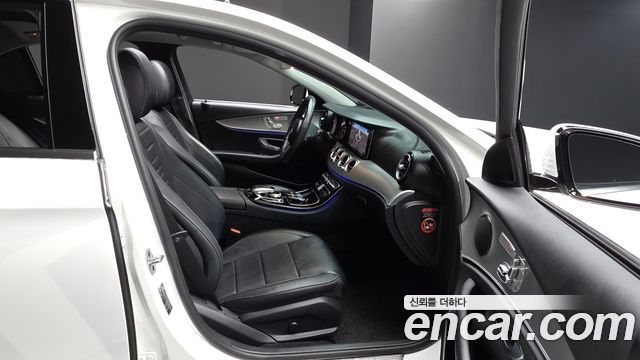 Mercedes-Benz E-Class (W213) E300 Avantgarde 2019 — фото 26
