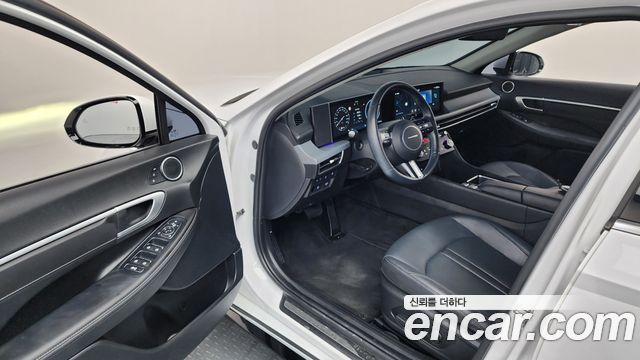 Hyundai Sonata The Edge (DN8) 2.0 Exclusive 2024 — фото 10