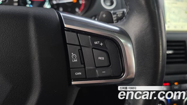 Land Rover Discovery Sport 2.0 TD4 SE (150PS) 2019 — фото 18