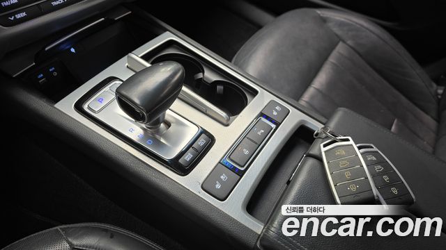 Genesis G80 3.3 GDI AWD Luxury 2017 — фото 9