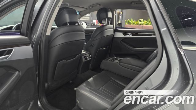 Genesis G80 3.3 GDI AWD Luxury 2017 — фото 11