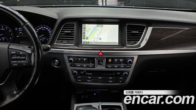 Genesis G80 3.3 GDI AWD Luxury 2017 — фото 13