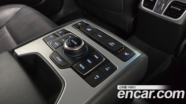 Genesis G80 3.3 GDI AWD Luxury 2017 — фото 18
