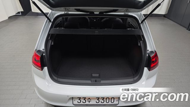 Volkswagen Golf (VII) 2.0 TDI 2015 — фото 20