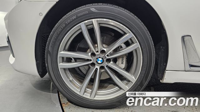 BMW 7 Series (G11) 730d xDrive M Sport 2019 — фото 5