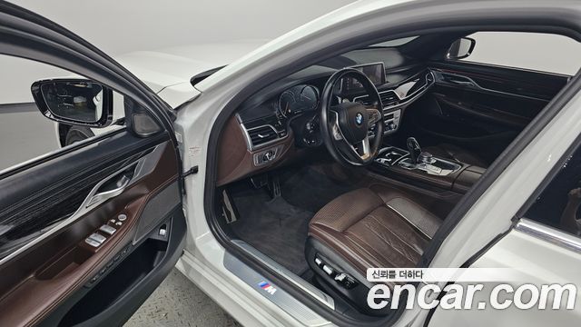 BMW 7 Series (G11) 730d xDrive M Sport 2019 — фото 10