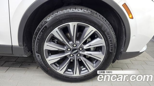 Lincoln Corsair 2.0 Reserve AWD 2021 — фото 21