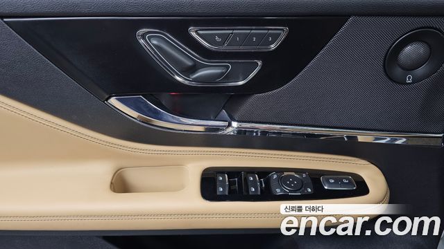 Lincoln Corsair 2.0 Reserve AWD 2021 — фото 28