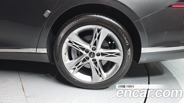 Genesis G90 (RS4) Gasoline 3.5 Turbo AWD 2022 — фото 21